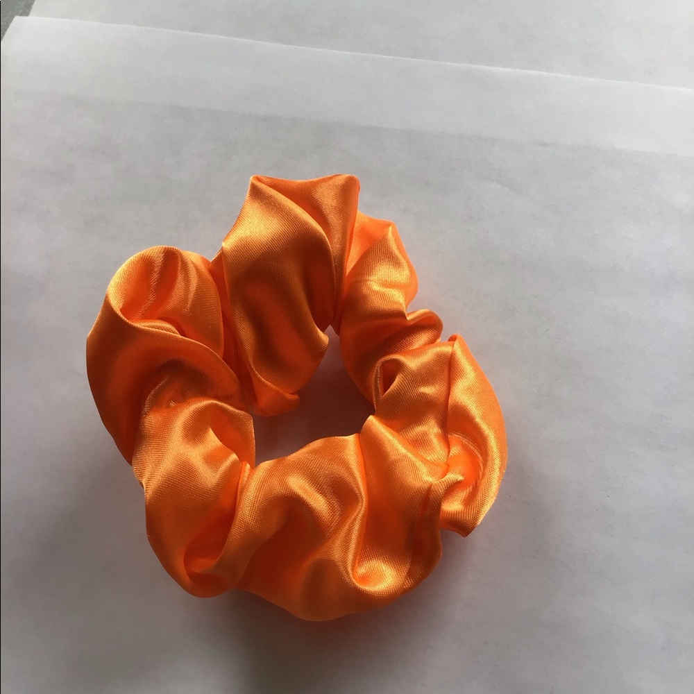 Satin Scrunchies - Picture 4 of 6